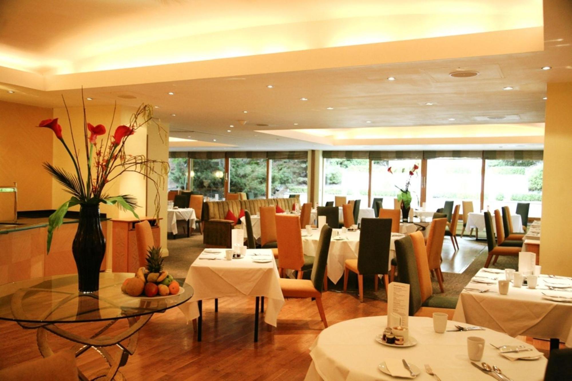 Regency Park Hotel, Health Club & Spa Thatcham Eksteriør billede