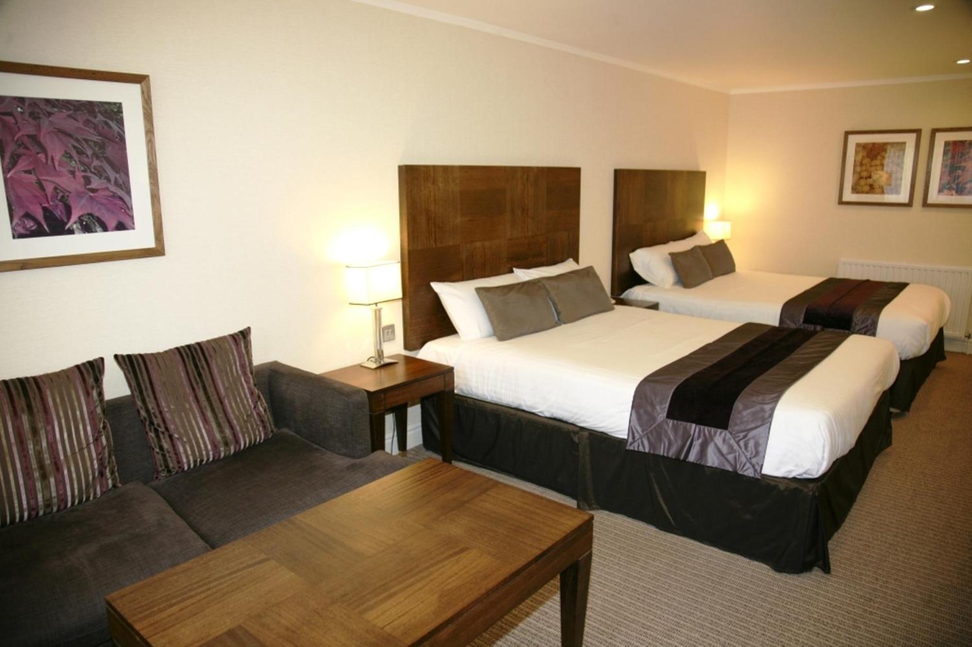Regency Park Hotel, Health Club & Spa Thatcham Eksteriør billede