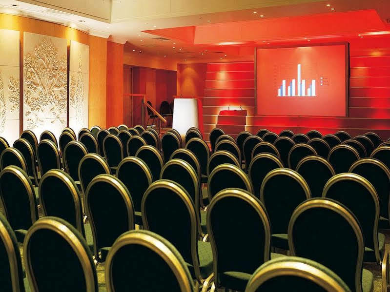 Regency Park Hotel, Health Club & Spa Thatcham Eksteriør billede