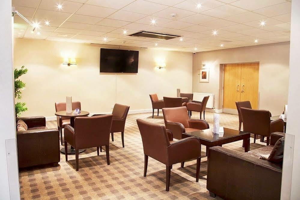 Regency Park Hotel, Health Club & Spa Thatcham Eksteriør billede
