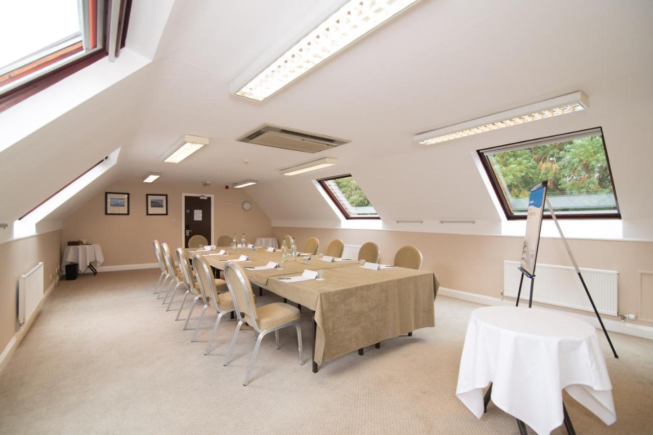 Regency Park Hotel, Health Club & Spa Thatcham Eksteriør billede